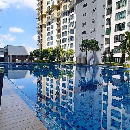 ג'והור בהרו Homestay Arc Cozyhome Austin Hills 4-5Pax מראה חיצוני תמונה