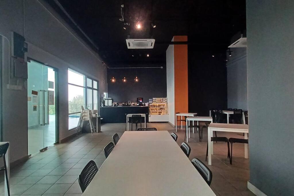 ג'והור בהרו Homestay Arc Cozyhome Austin Hills 4-5Pax מראה חיצוני תמונה