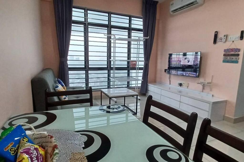 ג'והור בהרו Homestay Arc Cozyhome Austin Hills 4-5Pax מראה חיצוני תמונה